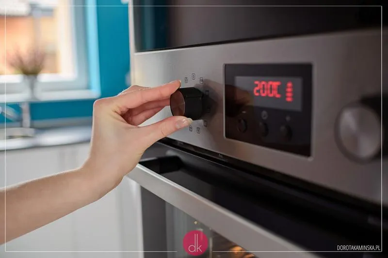 Odkryj idealną temperaturę pieczenia dla ciasta ucieranego